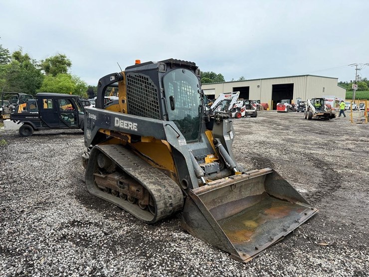deere-333e-image-6