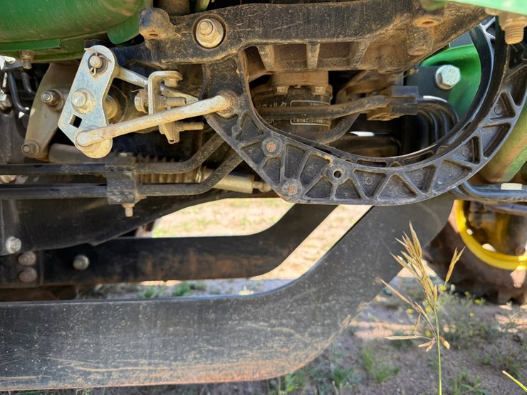 john-deere-3032e-image-28