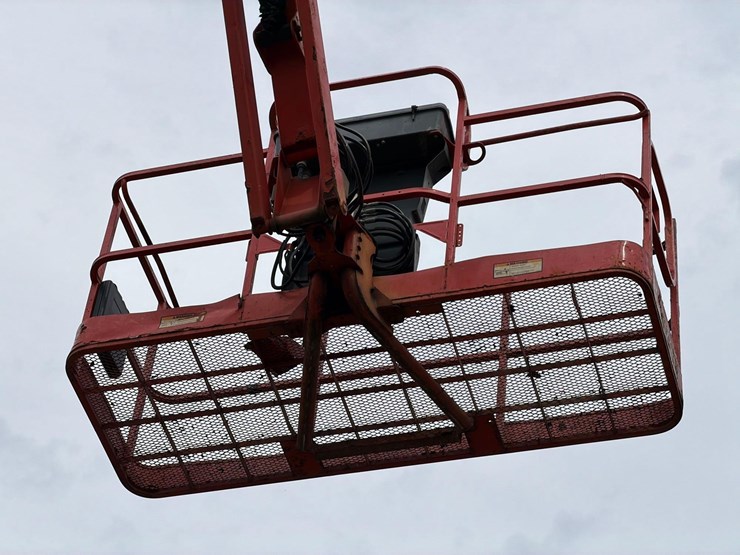 jlg-860sj-image-7