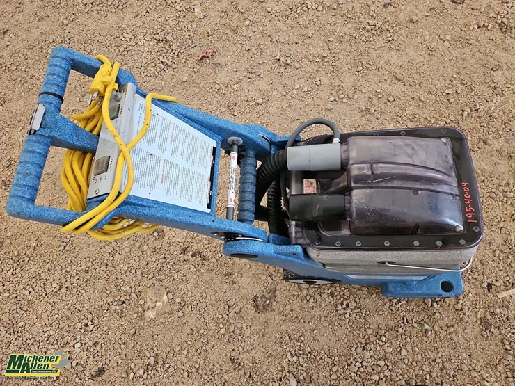 carpet-cleaner-condition-unknown-image-3