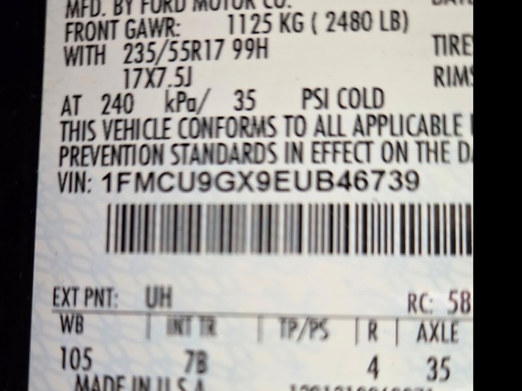 2014-ford-escape-se-image-24