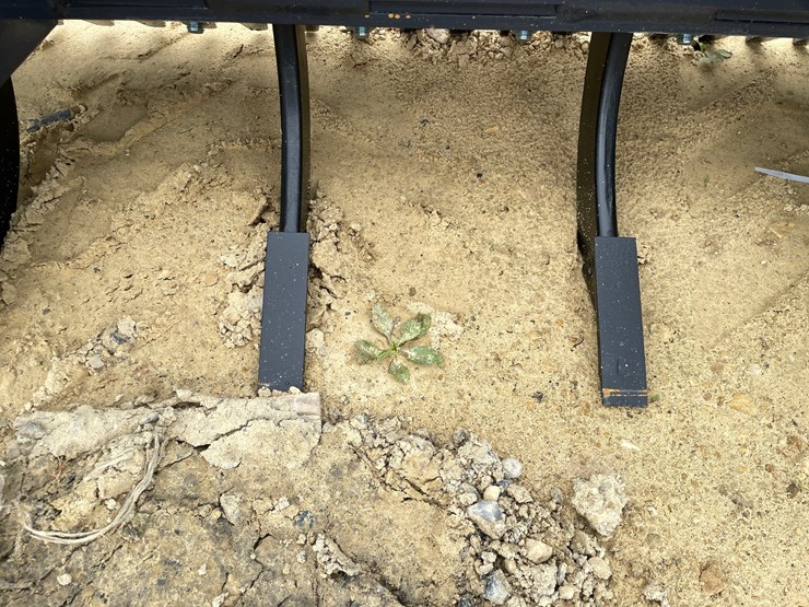 #2041-•-new-wolverine-72"-skid-steer-ripper-attachment-image-10