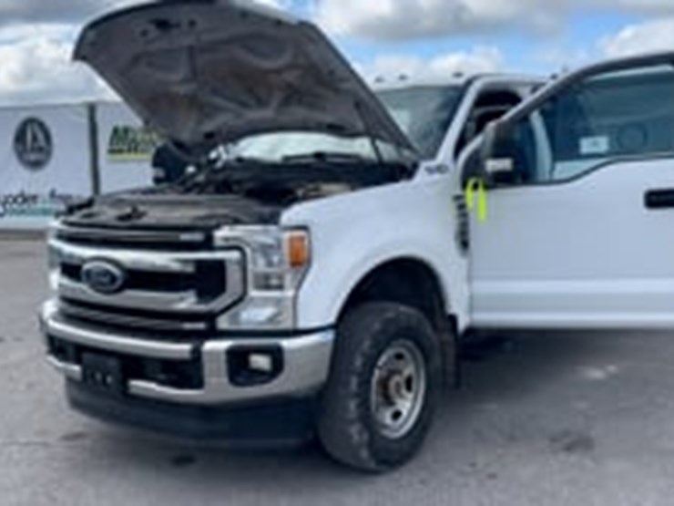 2021-ford-f250-image-9