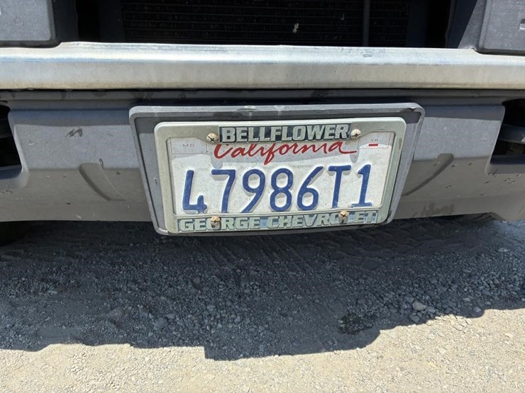 2015-chevrolet-silverado-2500-image-6