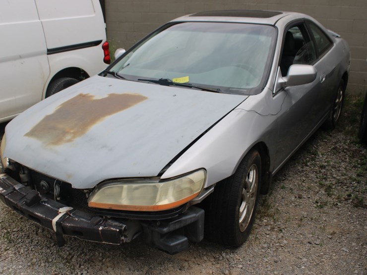 2002-honda-accord-vin:1hgcg22522a021198-image-1