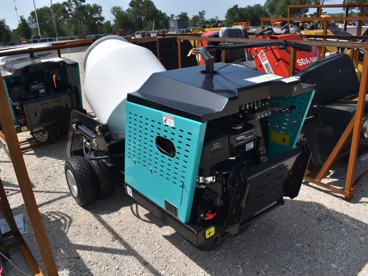 wheeled-mini-mixer-truck-(serial-#-lt-lsjbg800j260313)-image-2