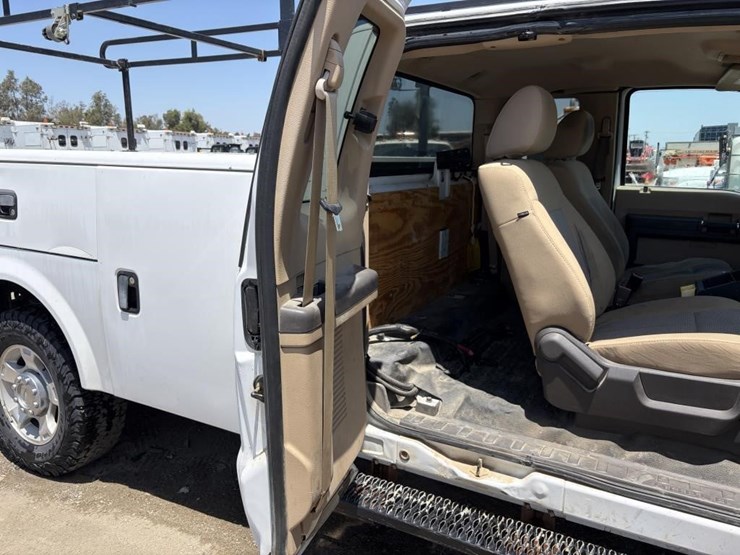 2011-ford-f350-image-11