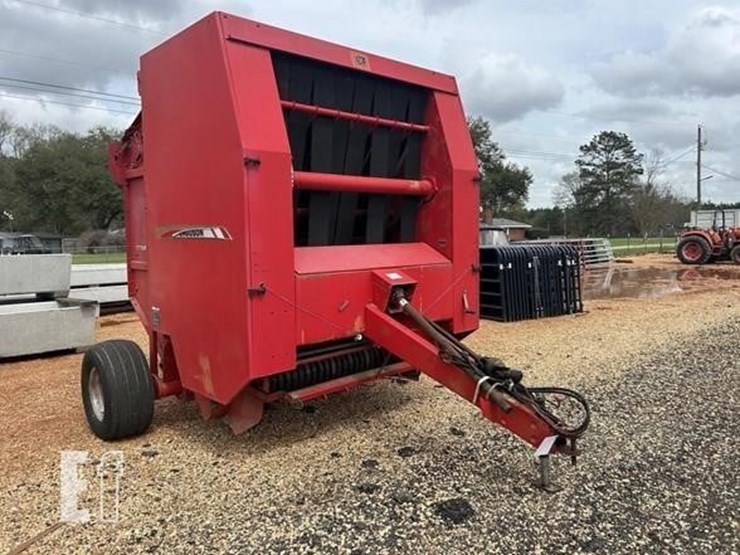 massey-ferguson-1756-image-5