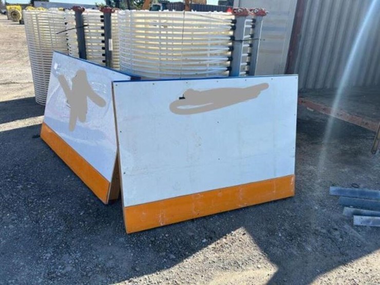 calmac-ice-mat-ii-44-ft-x-60-ft-ice-rink-kit-image-39