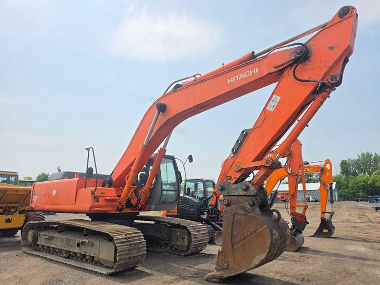 hitachi-zx330-image-3