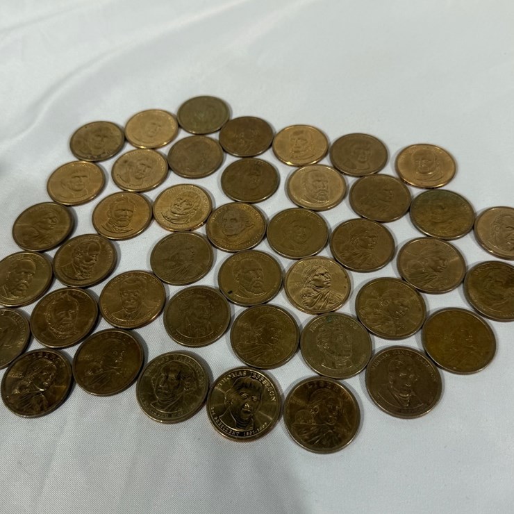 #40029 • (42) MISCELLANEOUS ONE DOLLAR COINS