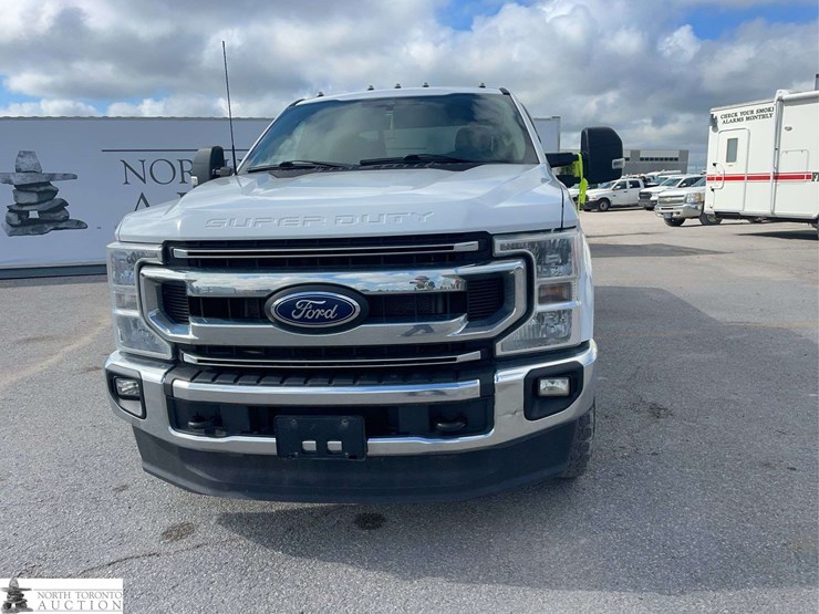 2021-ford-f250-image-2