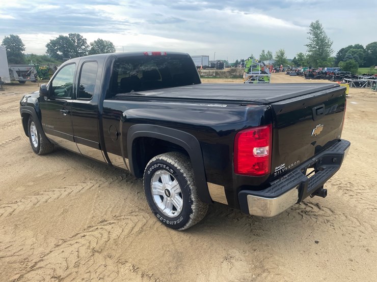 2008-chevrolet-k1500-image-7