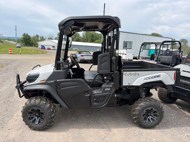 new-2024-unused-kubota-rtvxg850glas2-a-utility-vehicle-vn:-a5kh1rgncrg059039-4x4,-image-1