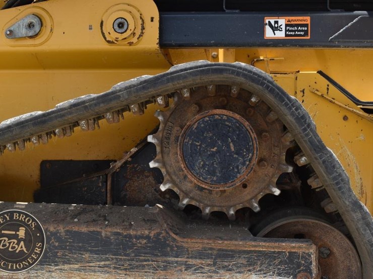 2017-deere-333g-image-25