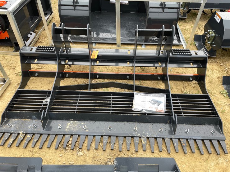 #2040-•-new-wolverine-skid-steer-land-leveler-attachment-image-2