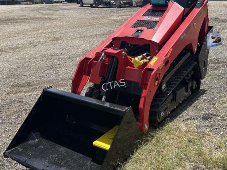 #52-•-mini-skid-steer-loader---ft-v1000---diesel-image-1