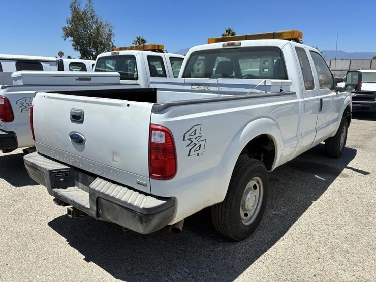 2011-ford-f250-image-3