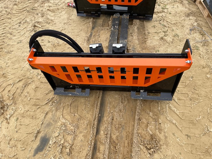 #2012-•-new-wolverine-hydraulic-adjustable-pallet-fork-image-6