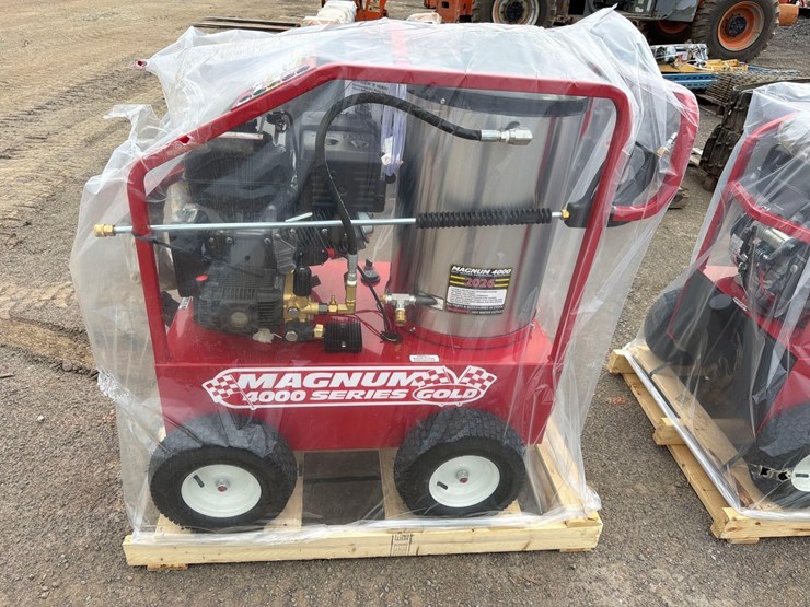 new-easy-kleen-magnum-gold-pressure-washer-image-1