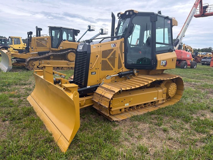 caterpillar-d1-lgp-image-3