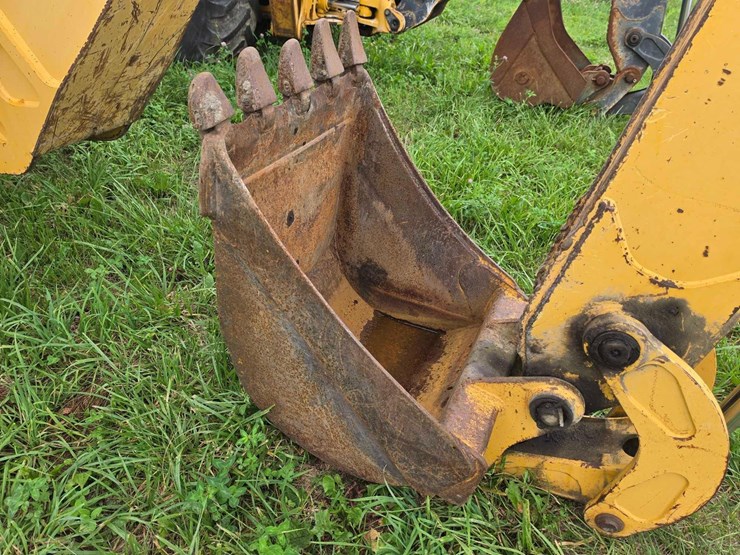 deere-310g-image-7