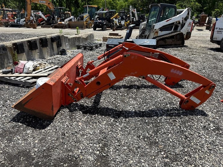 kubota-m5640su-image-2