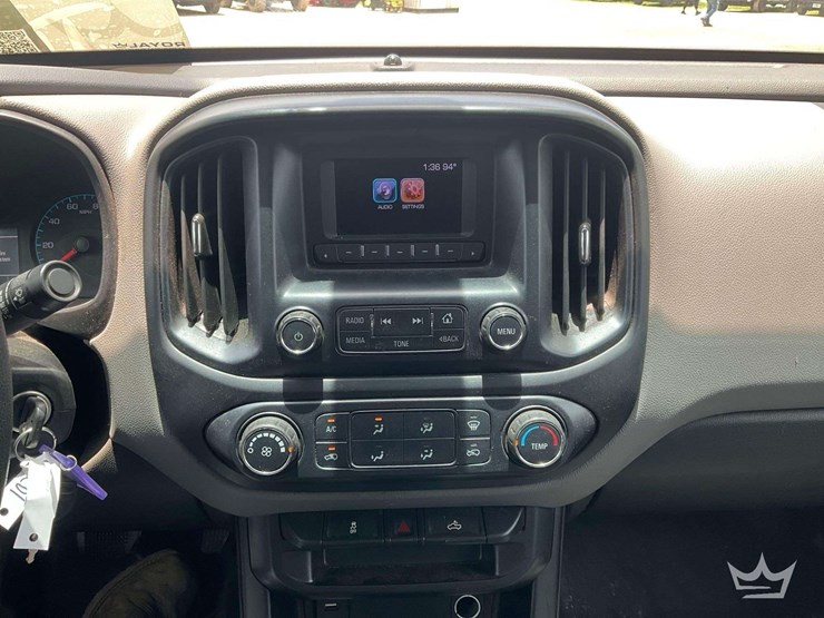 2017-chevrolet-colorado-image-16