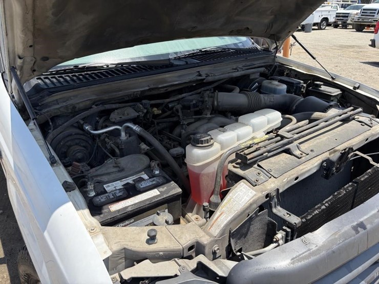 2001-ford-f350-sd-image-8