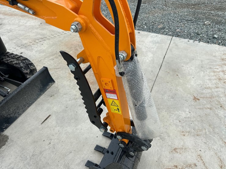 #5091-•-unused-future-ft15-mini-excavator-image-27