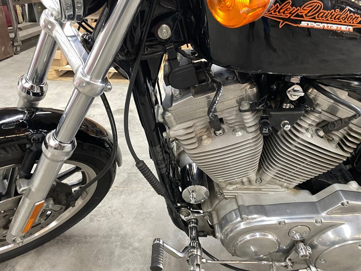#300-•-2000-harley-davidson-883-sportster-(has-wi-title)-image-15