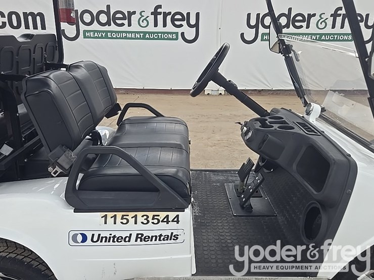 2022-evolution-classic-4-pro-electric-cart-4-seater-image-29