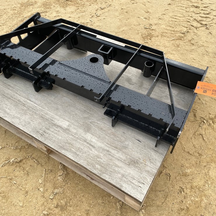 #2004 • New Wolverine Pallet Fork Frame