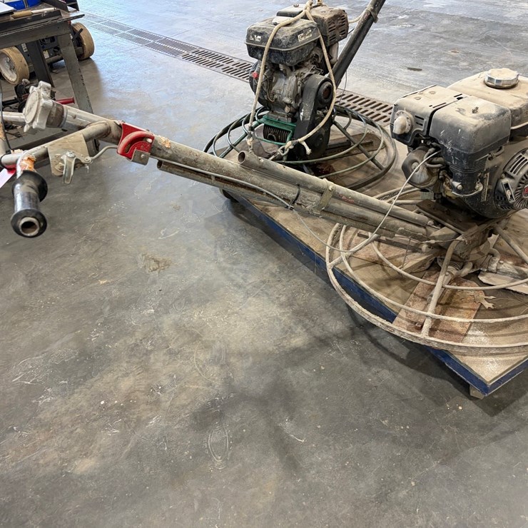 #1814 • 36" Power Trowel W/ 8HP Honda