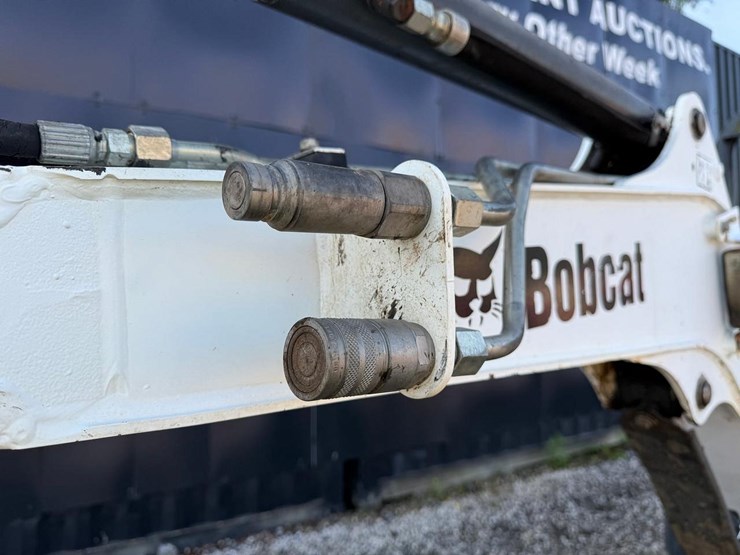 2017-bobcat-e26-image-9