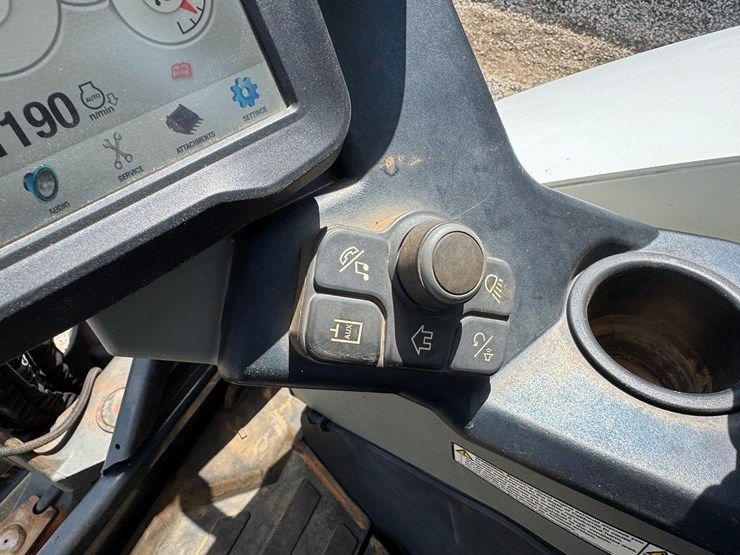 2023-bobcat-e35i-image-26