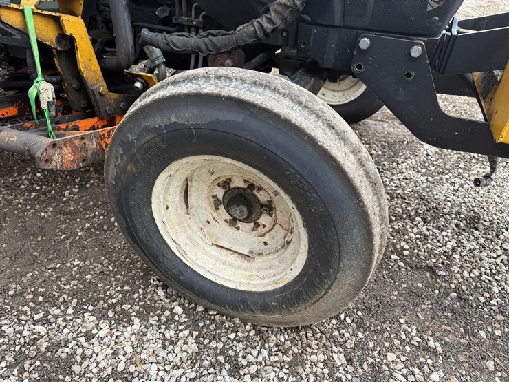 new-holland-t4030-image-10