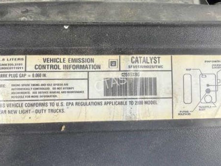 2000-chevrolet-silverado-1500-image-18