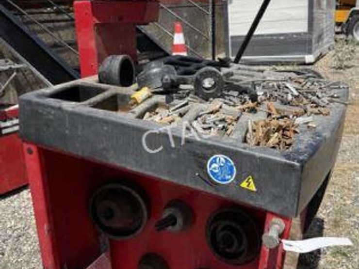 #62-•-corghi-em8540-tire-balancer-machine-image-6
