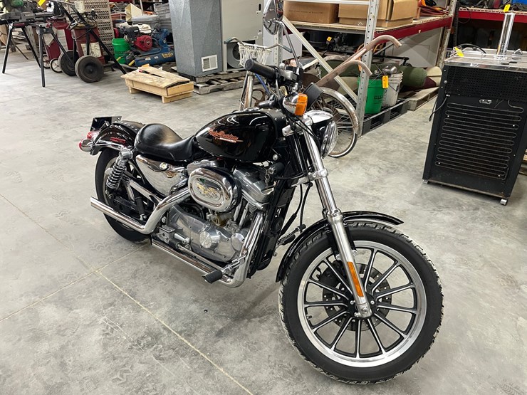 #300-•-2000-harley-davidson-883-sportster-(has-wi-title)-image-3