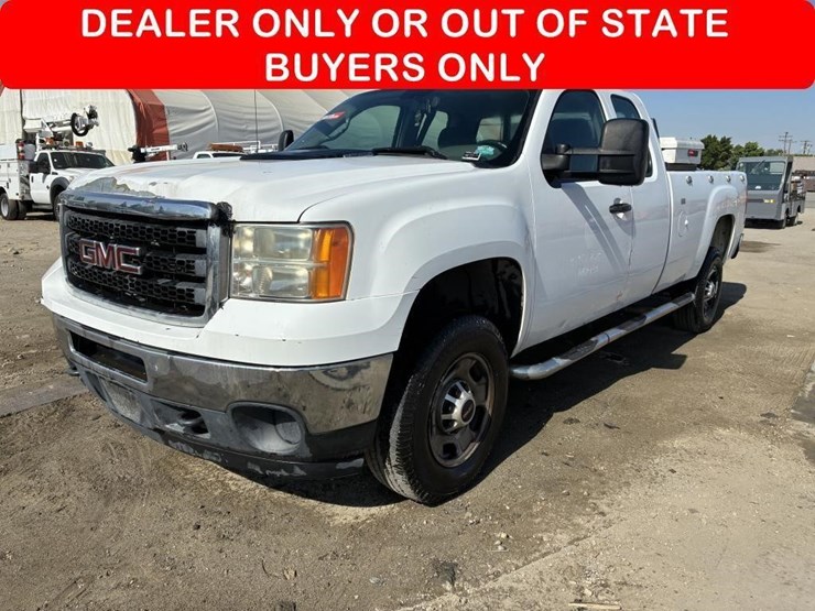 2012-gmc-sierra-2500-image-1