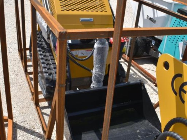 mx-mrt14-mini-skid-steer-(serial-#-mxmrt142026000365)-image-2