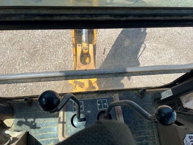 john-deere-310d-image-29