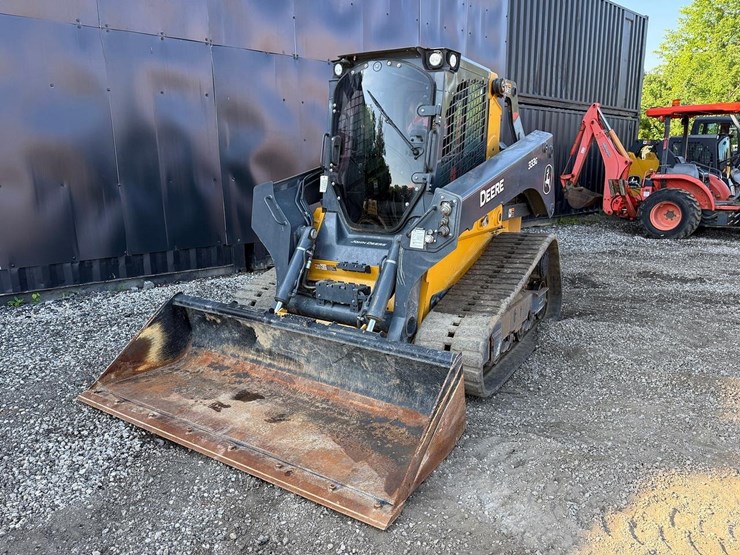 2023-deere-333g-image-8