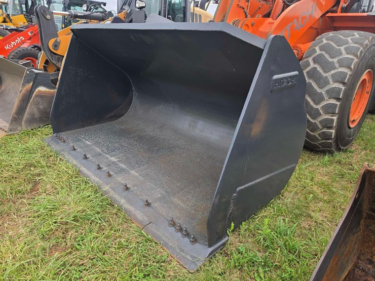 2019-hitachi-zw310-6-image-15