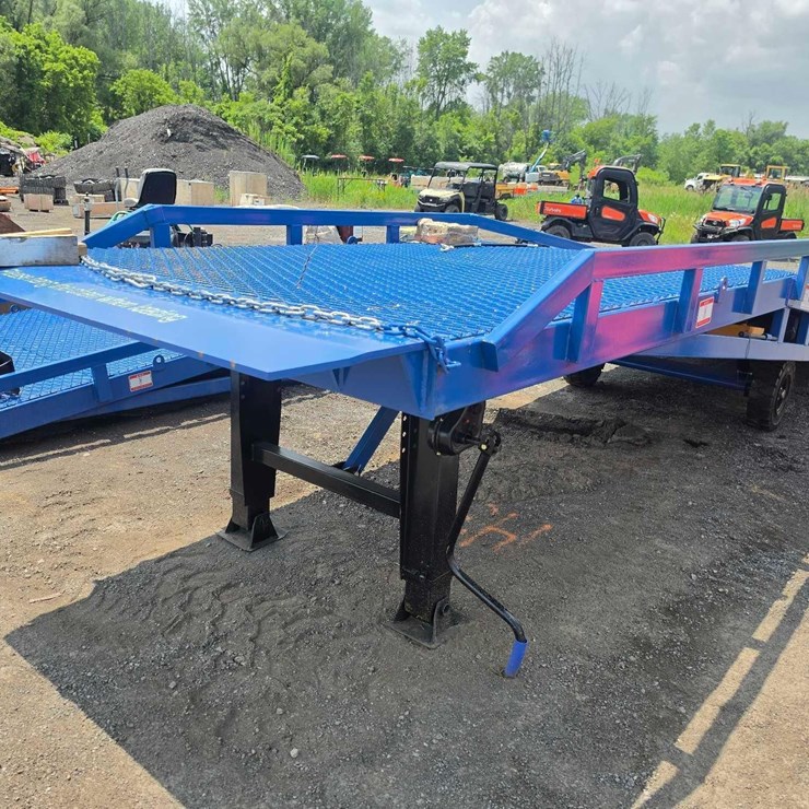 NEW DCQY-15 15 TON LOADING RAMP