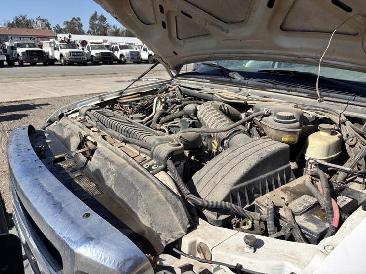 2006-ford-f450-image-5