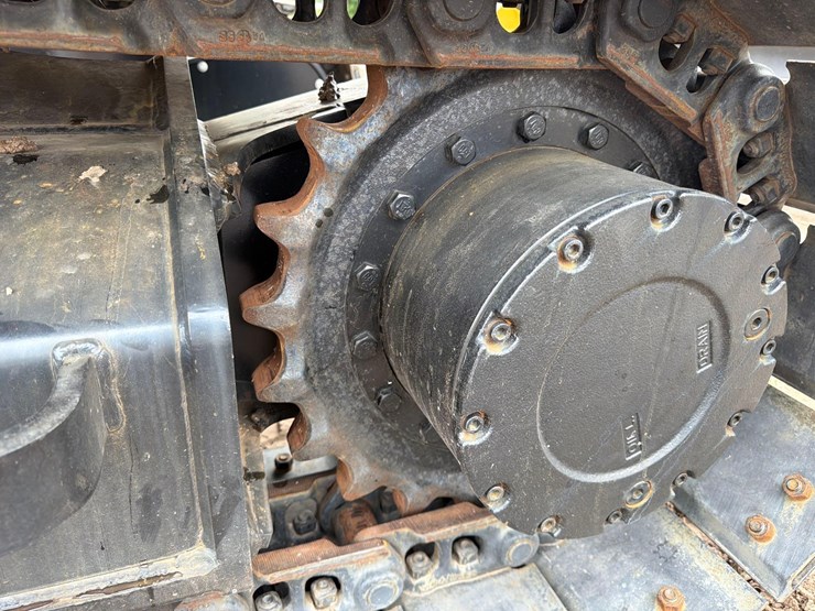 caterpillar-315-gc-image-11