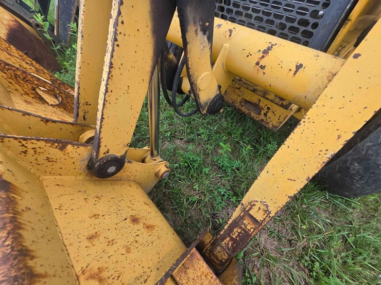 deere-310g-image-14