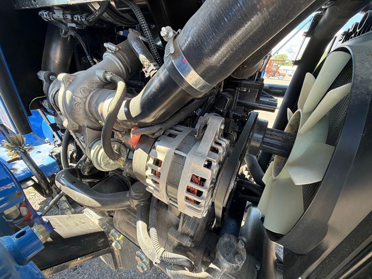 new-holland-workmaster-35-image-13